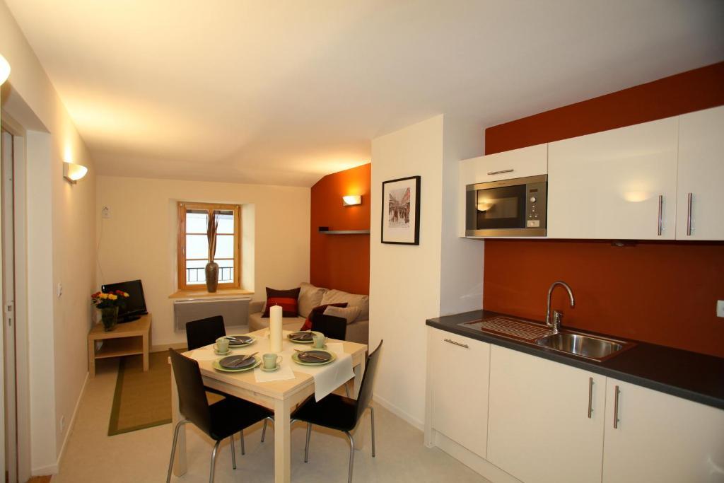 Résidence du Temple Briançon Habitación foto